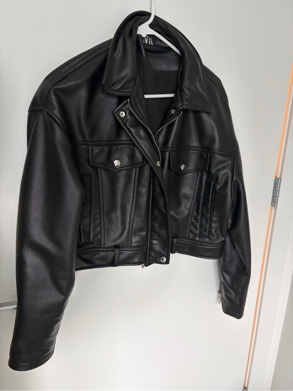 Zara Black Faux Leather Cropped Trucker Jacket Snap Pockets Size M